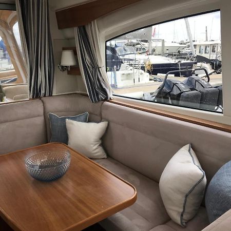 利明顿 Adelphi B A Delightful 6 Berth Boat酒店 外观 照片
